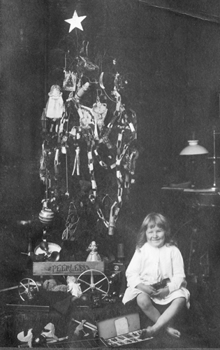 Harold Burgess at Christmas, 1911