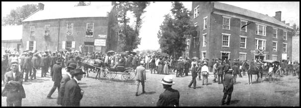 Dorrier Building , ca. 1908, shown at photo left