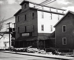 Scottsville Flour Mills, ca. 1974
