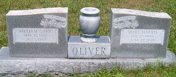 William David Oliver and Mary Harris Oliver Gravestone