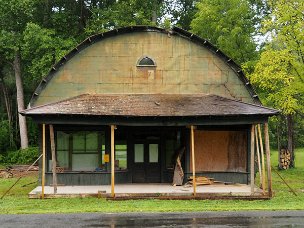 Steed's Store building in renovation, July 2018