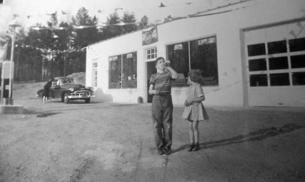 Boy and Girl at Green Mountain Service CentBoy and Girl at Green Mountain Servicer, 1955