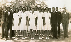 Esmont High School's Class of 1942