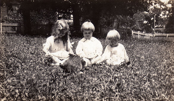 Jane, Tom, and Ann Shirley Bruce, 1923