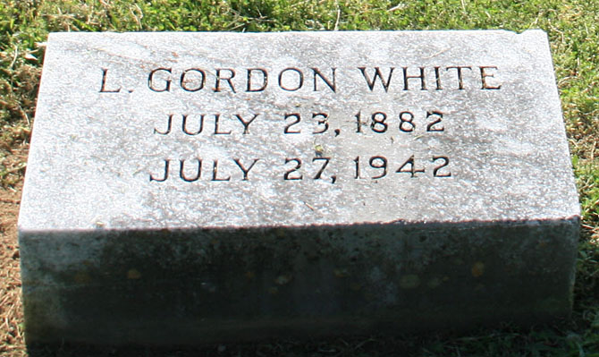 L. Gordon White Gravestone, Scottsville Cemetery
