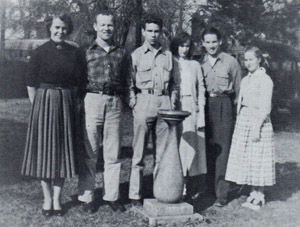 Scottsville High School Senior Class and Officers, 1953