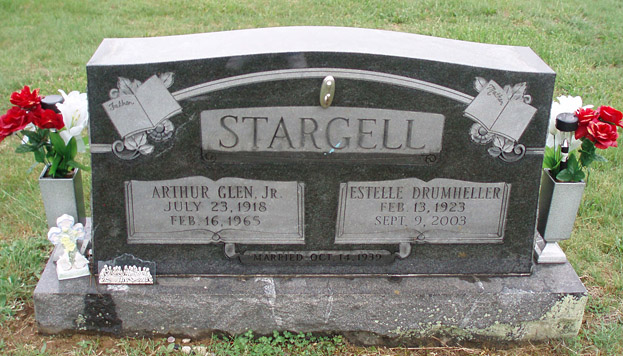 Arthur Glen Stargell, Jr., and Estelle Drumheller Stargell Gravestone