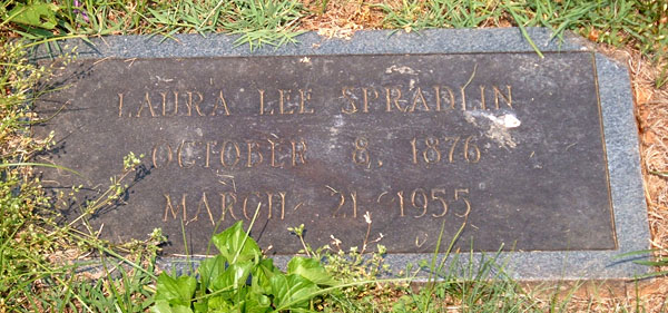 Laura Lee Spradlin Gravestone