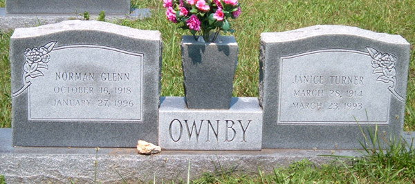 Norman Glenn Ownby and Janice Turner Ownby Gravestone