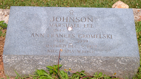 Marshall Lee Johnson and Ann Frances Gromelski Johnson Gravestone