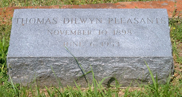 Thomas Dilwyn Pleasants Gravestone