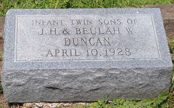 Infant Twin Sons of J.H. and Beulah W. Duncan