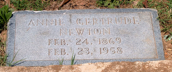 Annie Gertrude Newton Gravestone
