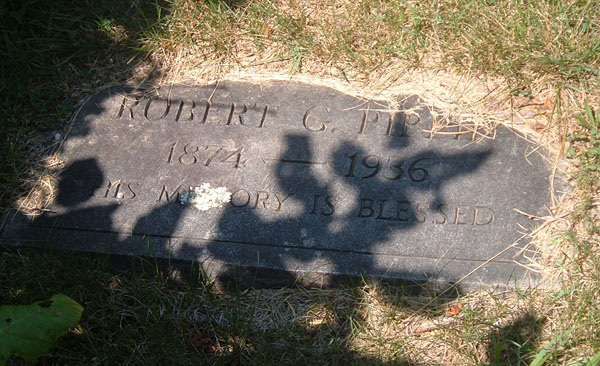 Robert G. Pippin Gravestone