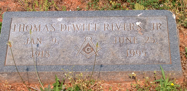 Thomas DeWitt Rivers, Jr., Gravestone