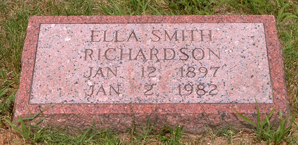 Ella Smith Richardson Gravestone
