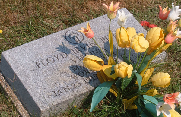 Floyd Irvin Pippin Gravestone