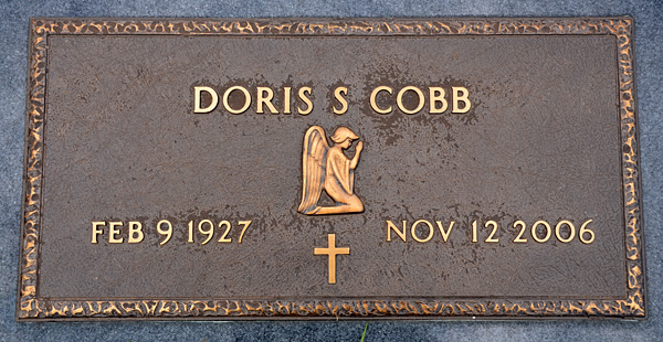Doris S. Cobb Gravestone