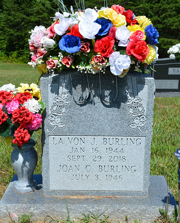 La Von Joe Burling and Joan C. Burling Gravestone, Scottsville Cemetery