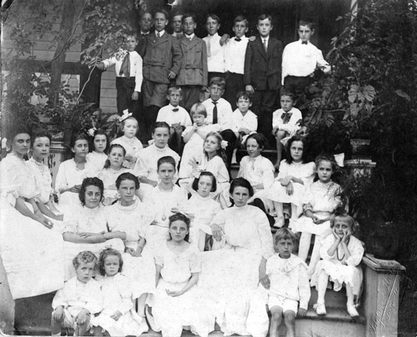 Children's Party at Belle Haven, 1907