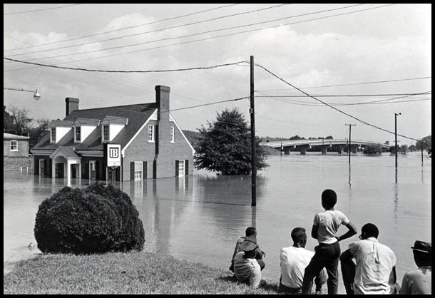 SE Towards Scottsville Bridge from West Main St., Aug. 1969