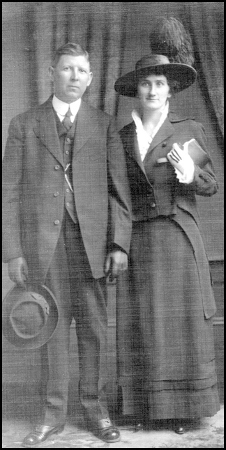 James Benson and Mary Alice (Tapscott) Tindall, 1914