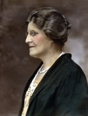 Helen Burgess Pitts