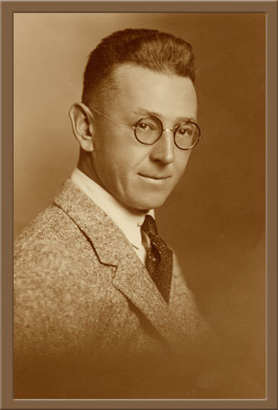 John Adkins Moulton, 1922