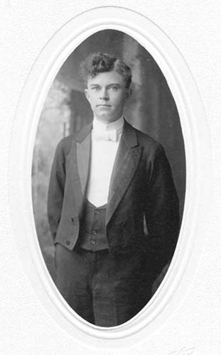 Thomas Ellison Bruce, 1908