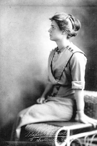 Mary Estes (Browne) Bruce, 1912