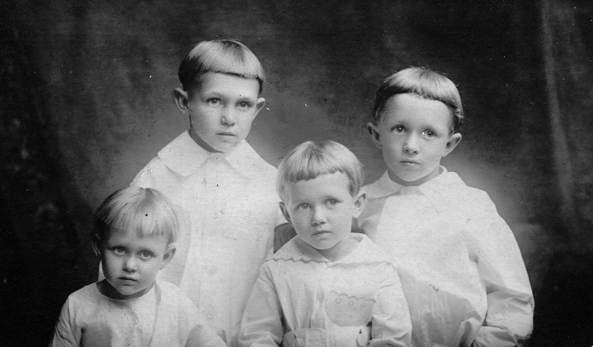 The John Lacy Morris, Jr., and Daisy (Callahan) Morris Family