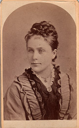 Lilla Moon, 1854-1929