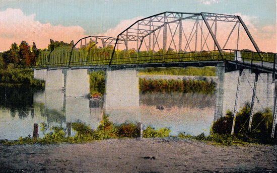 Crossing the James River via the Scottsville Bridge, 1907