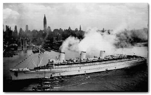 Queen Mary leaving New York during WWII