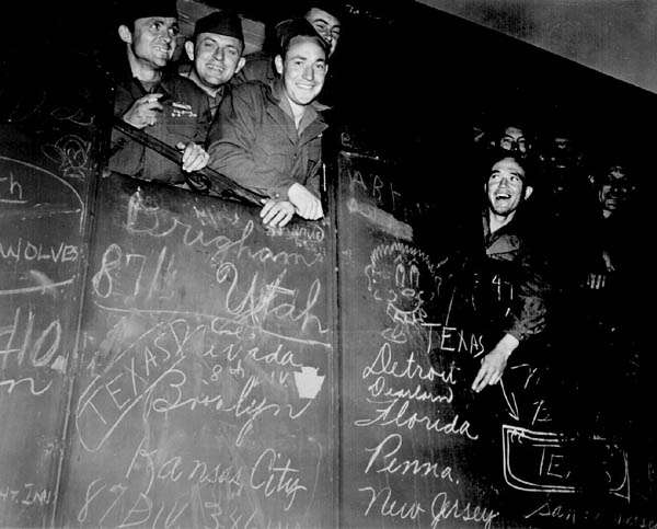 U.S. Army veterans heading home from Le Havre, France, May 1945