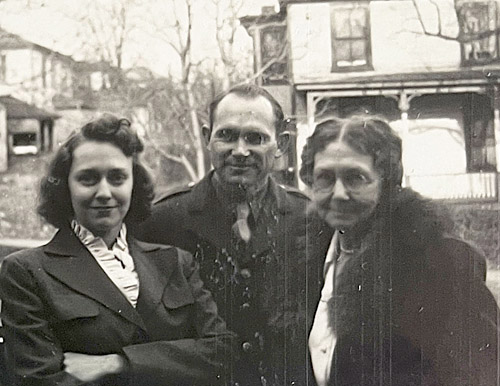 John Lacy Morris and Family in 1940s